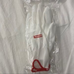 Supreme Rubberized White Gloves